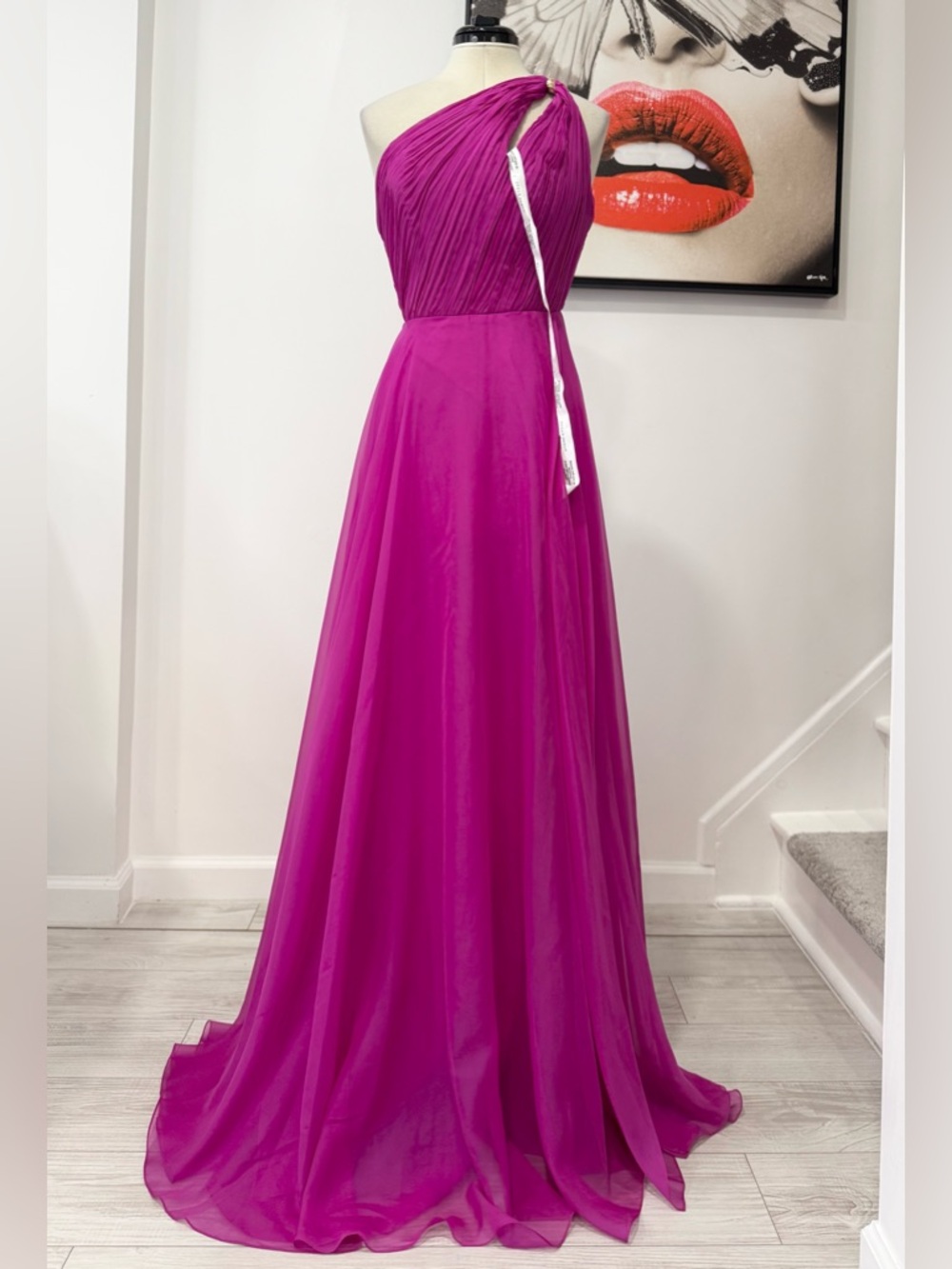 Ozgur Masur One-Shoulder Chiffon Cut-Out Gown In Fuchsia - Picture 2 of 8